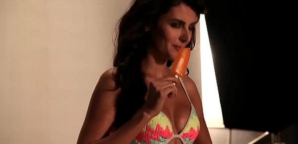  Mandana Karimi Hot Bikini photoshoot-- kyaa kool hain hum 3